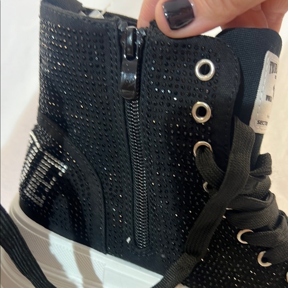 True Religion Black and White High-Top Sneakers - Picture 8 of 8